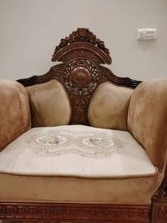 Dewan sofa