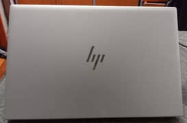 HP Elitebook  830G8