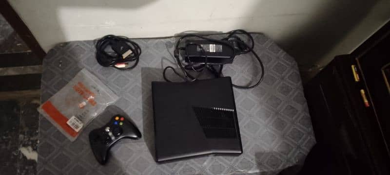 Xbox 360 available for sale good condition 1