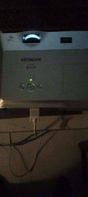 Hitachi projector 1