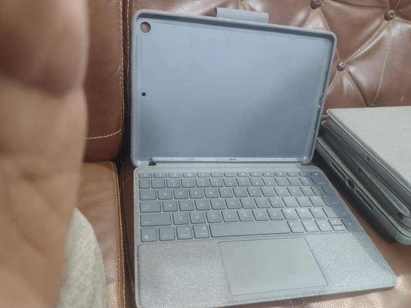 iPad Pro 11 inch Touch Detachable Keyboard 7