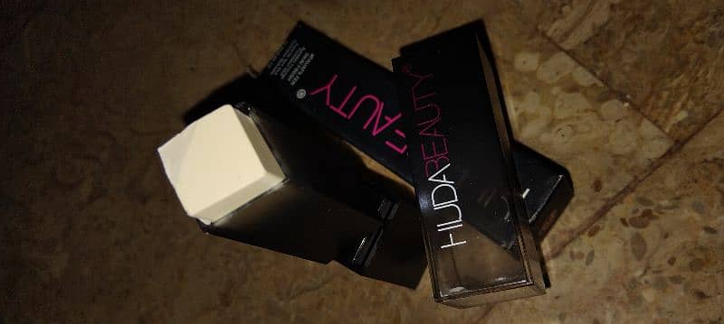 huda beauty stick foundation 0