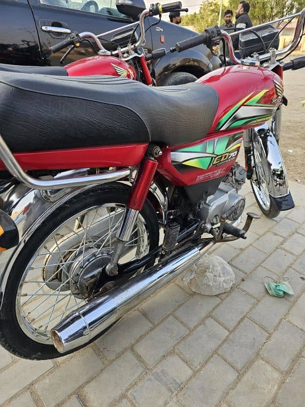 honda cd70 2022 karachi number 1