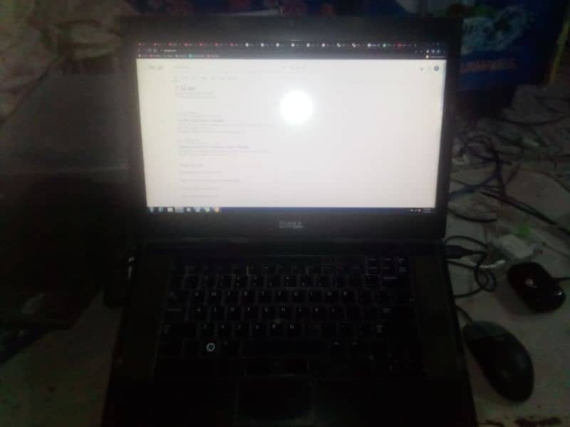 Laptop Dell core i7 Ram 6gb Nvidia 1gb hard drive 250gb 2