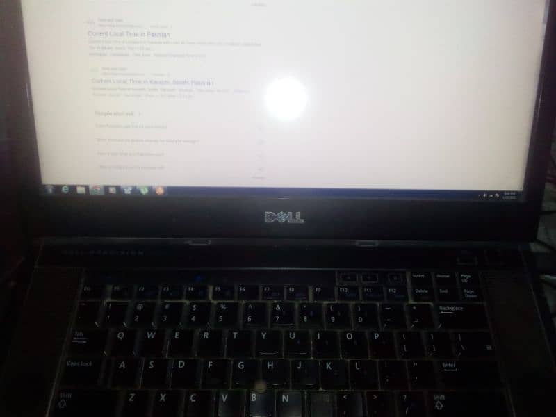 Laptop Dell core i7 Ram 6gb Nvidia 1gb hard drive 250gb 4