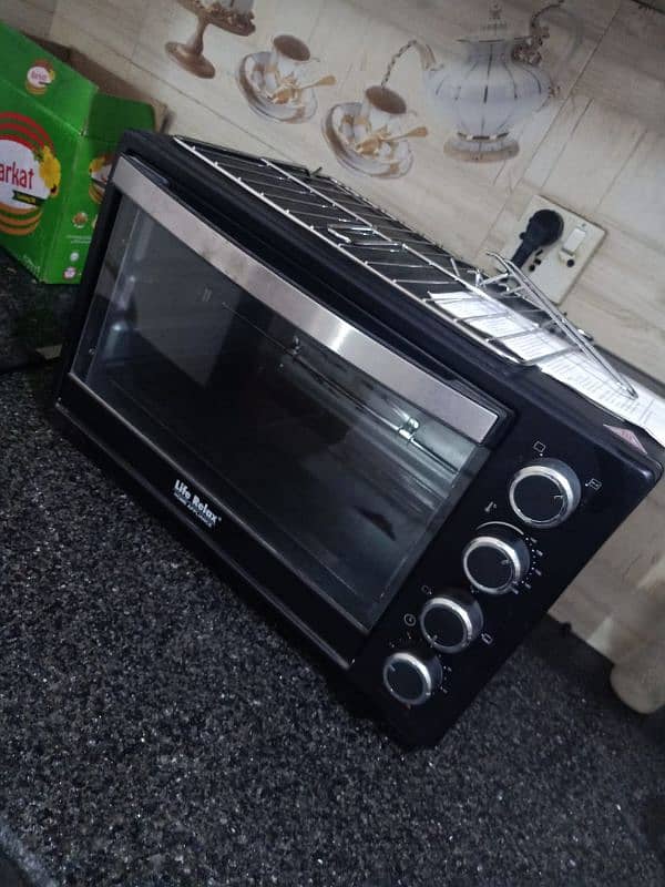 oven 10/10 condition non used 3