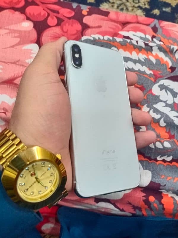 A O A i am selling iphone X pta approved 256 gb 96 battery health 2