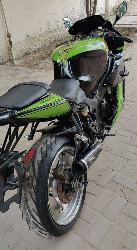 Kawasaki Zx7r for sale 2