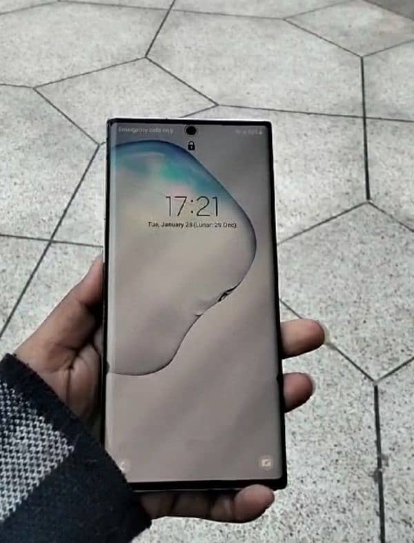 urgent sale Note 10 plus 4