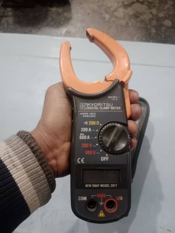 Kyoritsu Clamp Meter 2