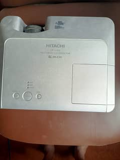 Hitachi Projector CP X260