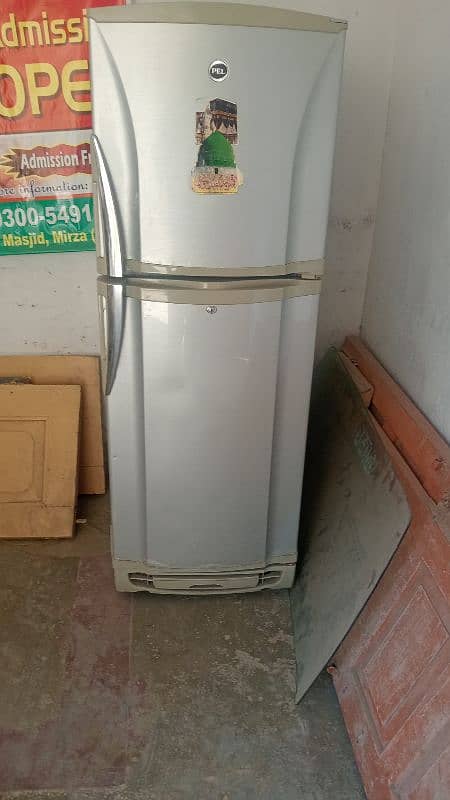 Pel Refrigerator For Sale ( Used ) 1