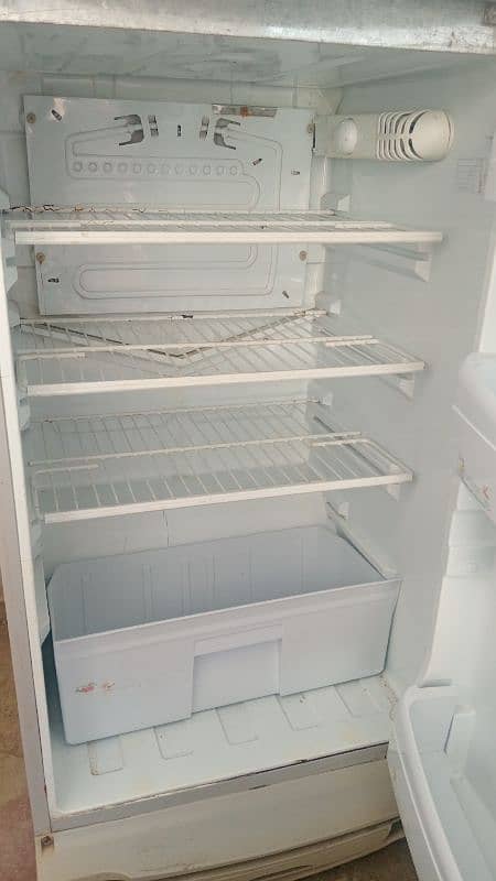 Pel Refrigerator For Sale ( Used ) 2