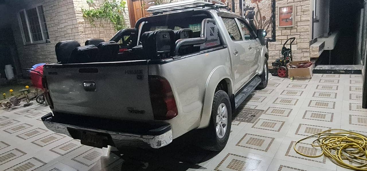 Toyota Hilux 2005 8