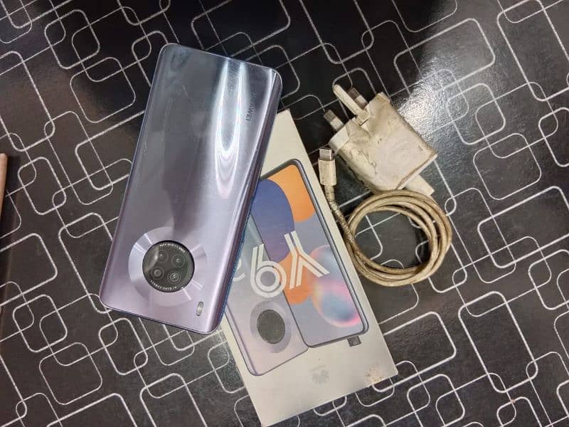 Huawei y9a8/128 used like good condition 1