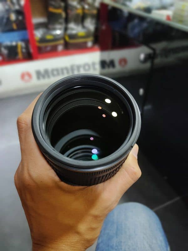 Nikon 70-200 f/2.8E FL ED VR Lense 10