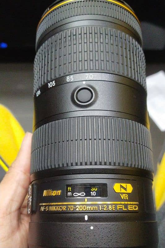 Nikon 70-200 f/2.8E FL ED VR Lense 11