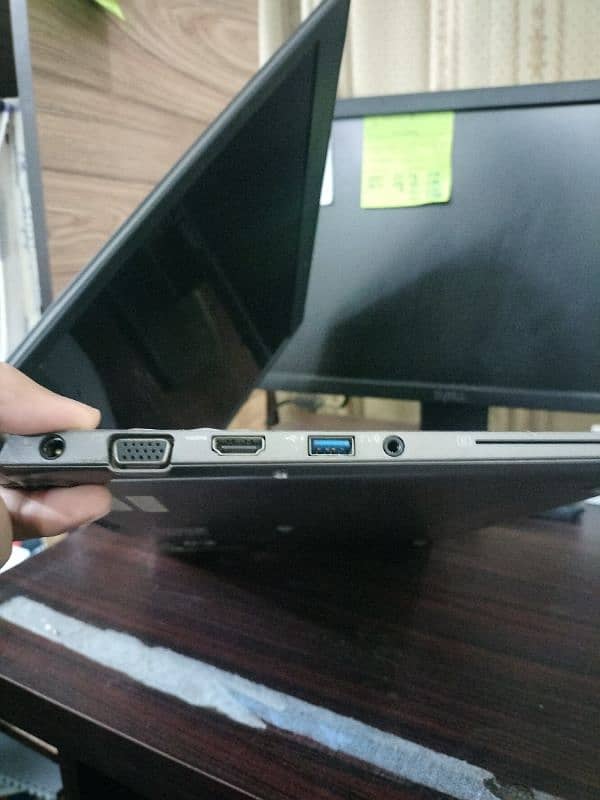 Laptop Toshiba i5 6th Gen 3