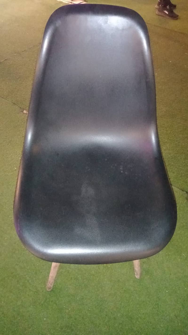 Used Restaurant Chairs / garden chair / plastic chairs 1