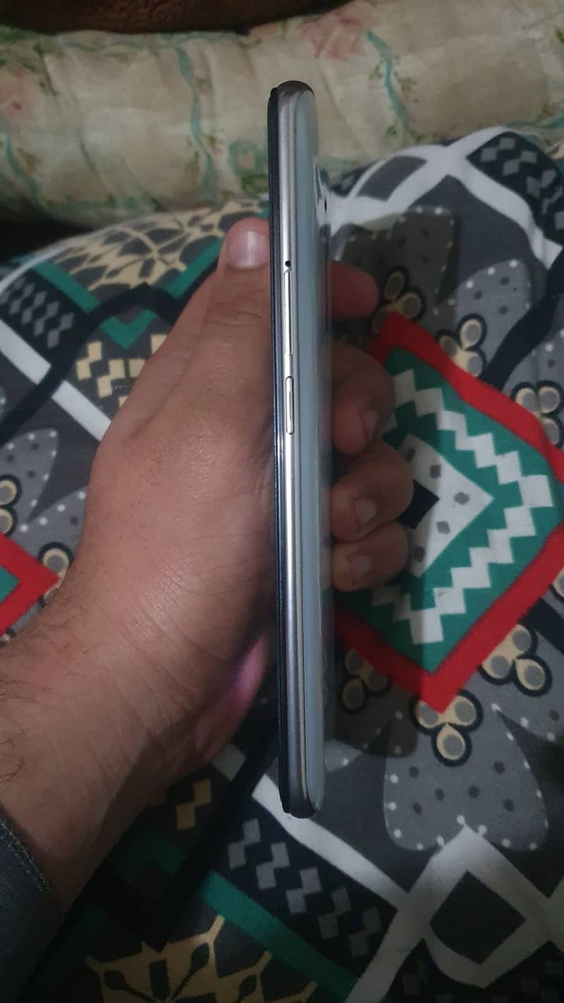 Oppo Reno 2z 8/256 Lush Condition 1