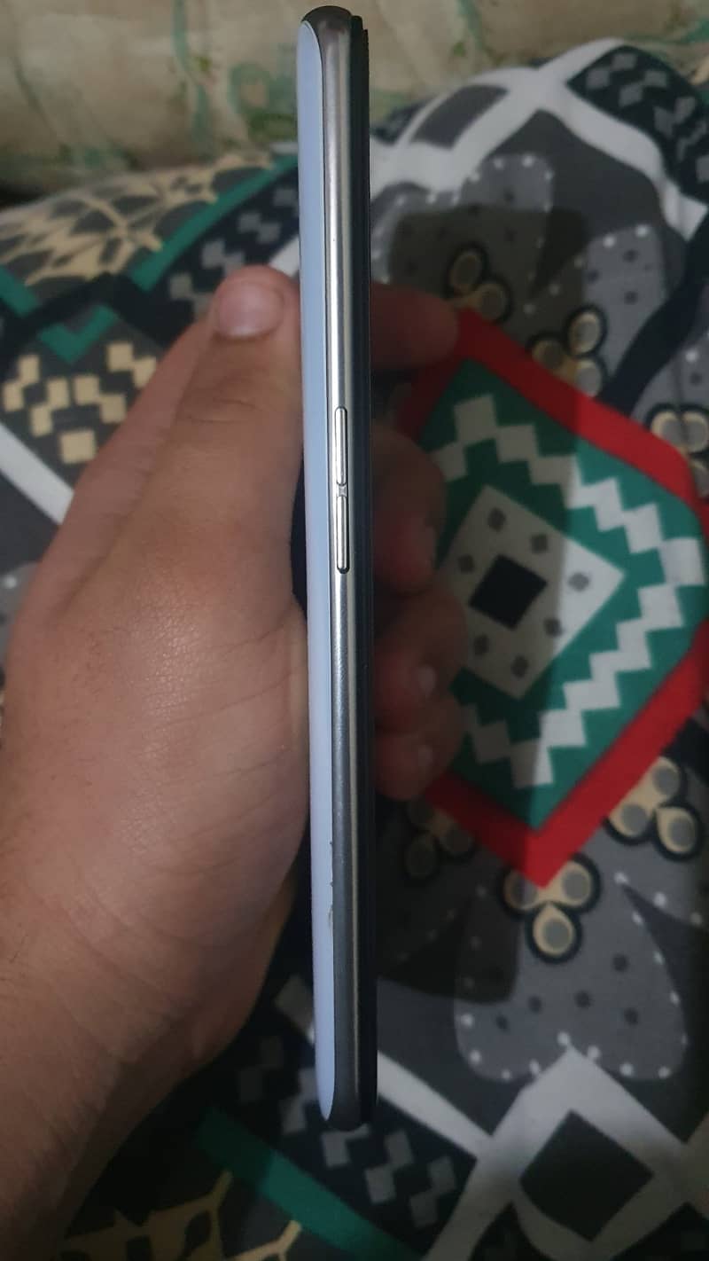 Oppo Reno 2z 8/256 Lush Condition 8