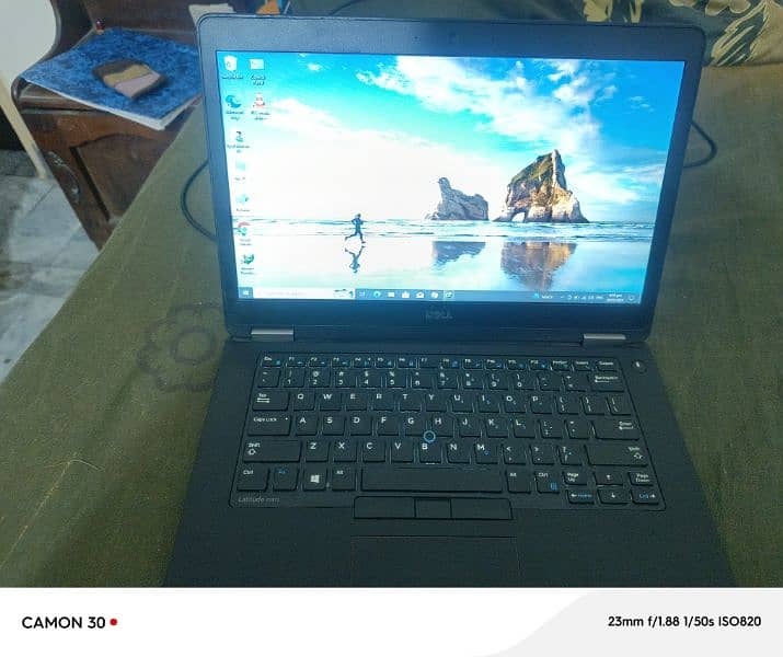 Dell Laptop 3