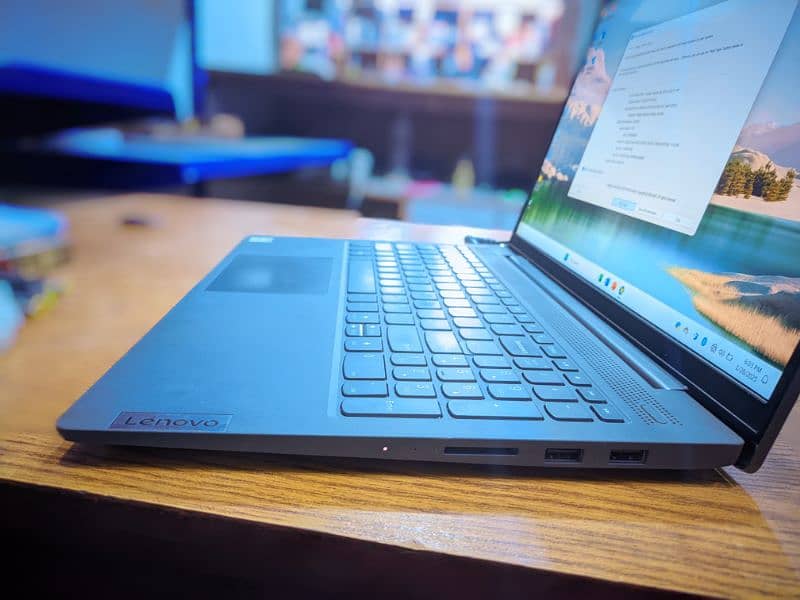 LENOVO IDEAPAD 81YK i5 10gen 1