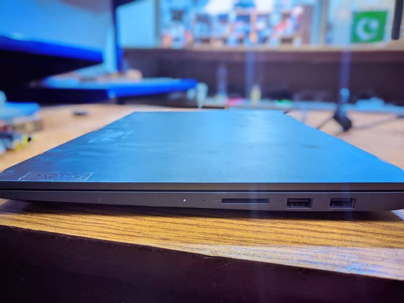 LENOVO IDEAPAD 81YK i5 10gen 2