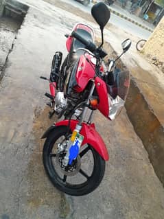 yamaha ybr 2018 new condition. .