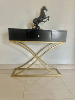 Console table