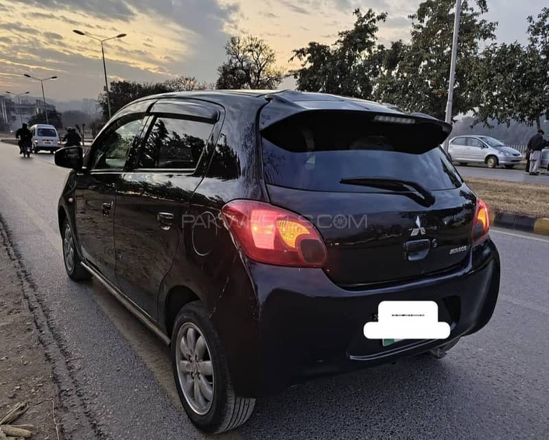 Mitsubishi Mirage 2012 0