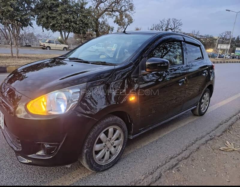 Mitsubishi Mirage 2012 1