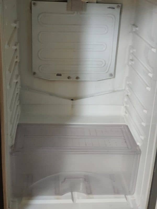 Dawlance Medium size fridge model 9188WBES 13