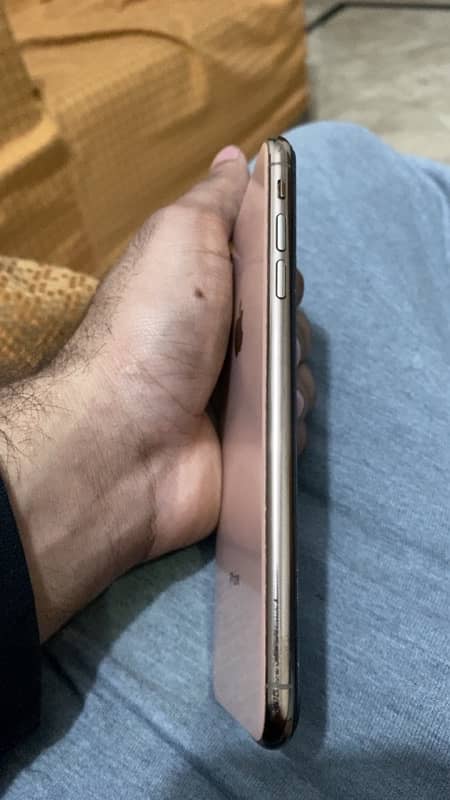 iphone xsmax 256gb non pta esim Glitch 2