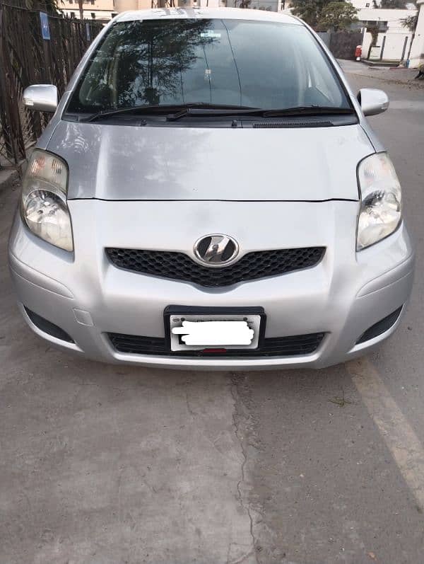 Toyota Vitz 2010-14 (Push Start) 1