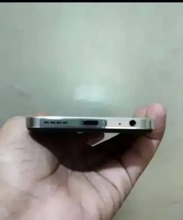 Infinix hot 40i 1