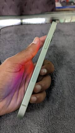 iPhone 12 factory unlok