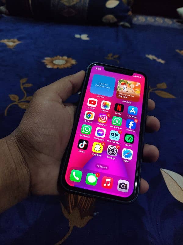 iphone x 256gb PTA approved 5