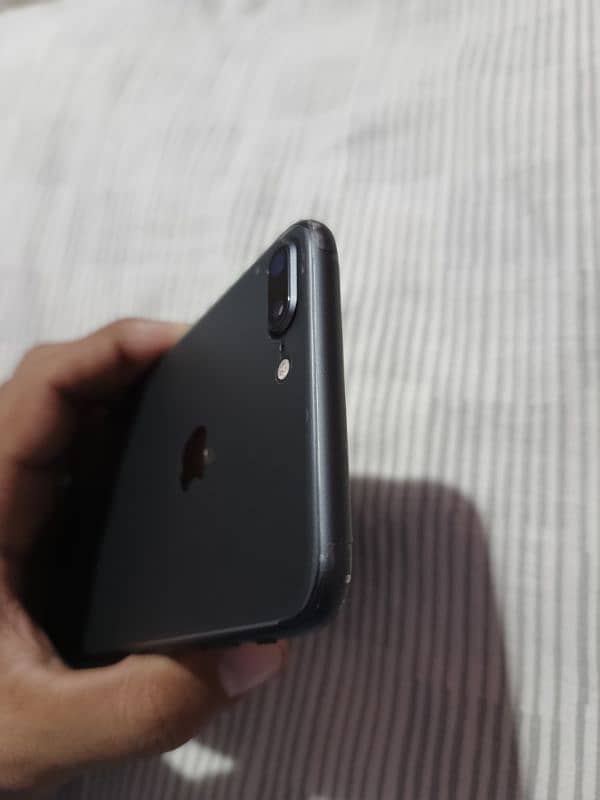 iPhone 8 plus 3