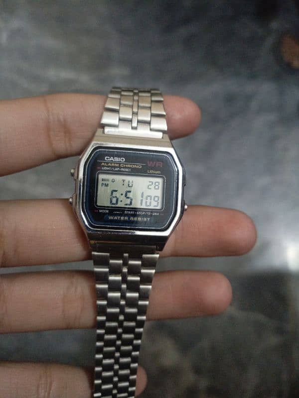 Casio watch 0