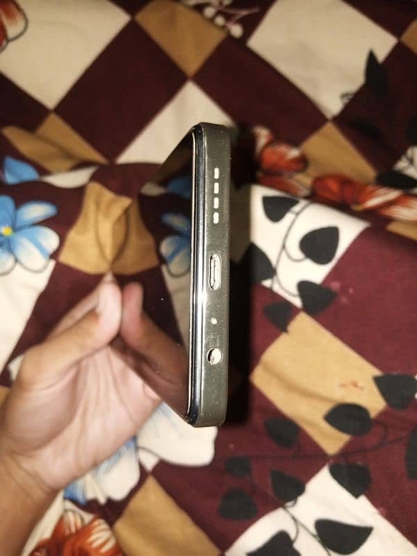 Infinix Note 30 16/256 10/10 Condition full box 1 month warrenty 1