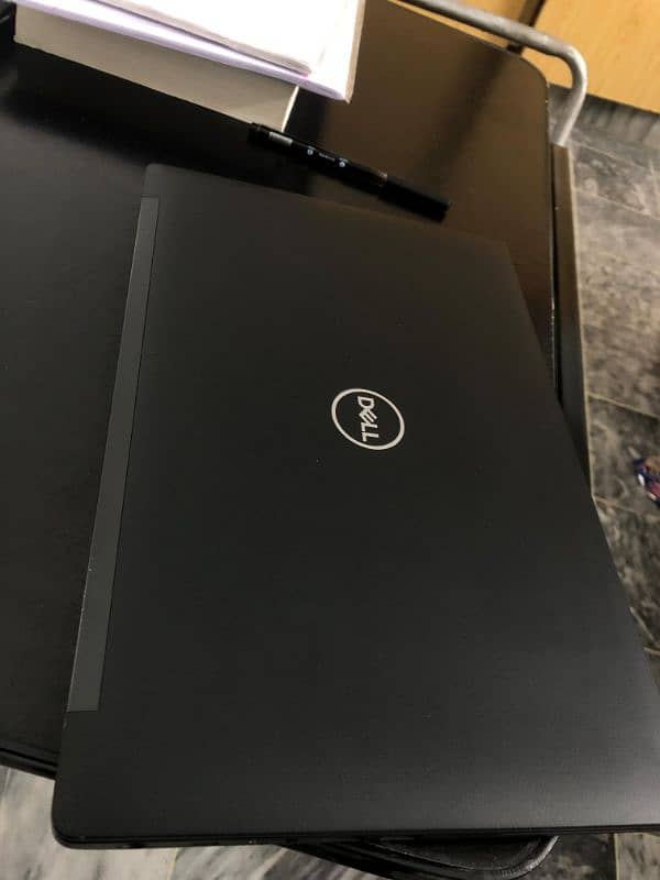 Dell Laptop Latitude 7490 2