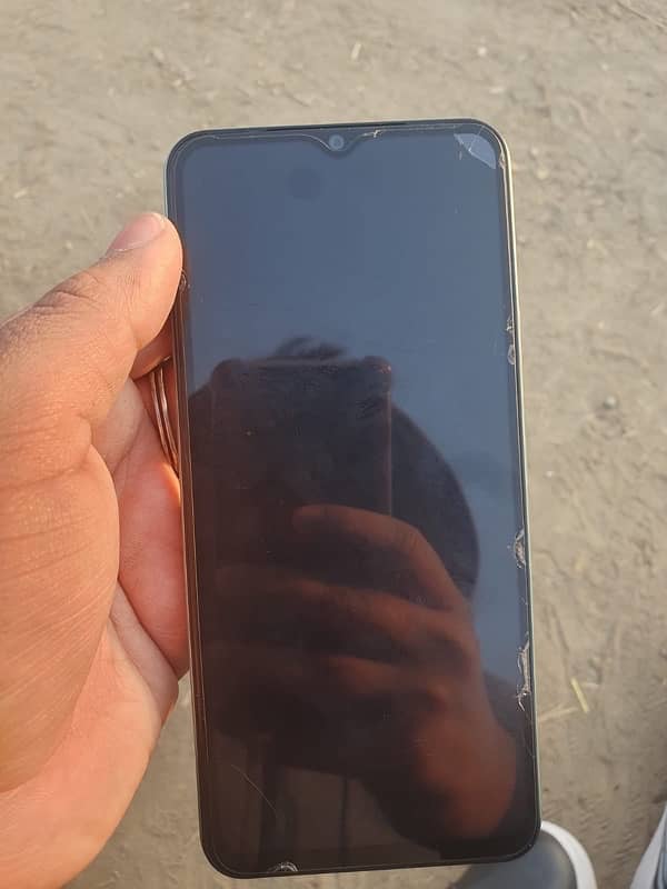 vivo y03T. urgent sell 4