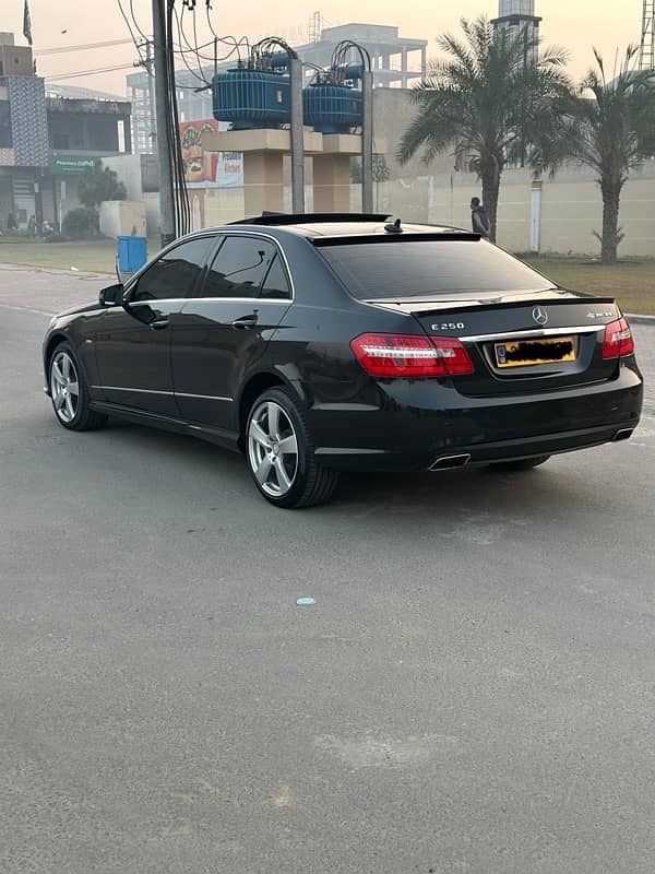 Mercedes E-250 5