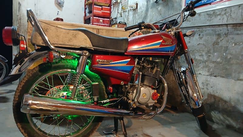 antique bike in new condition 0