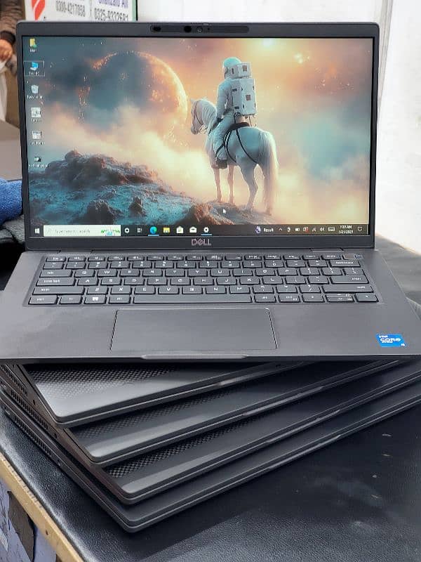 Dell Latitude 7420 touch i5 11th gen Ram 16 gb ssd 512 gb 1