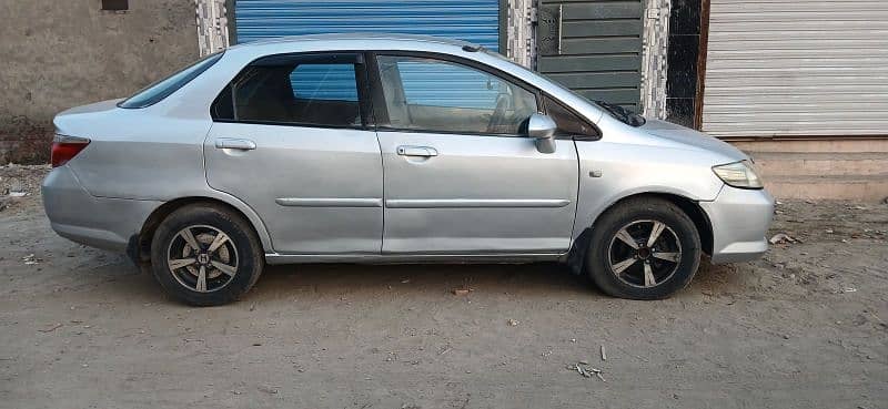 Honda City IDSI 2006 6