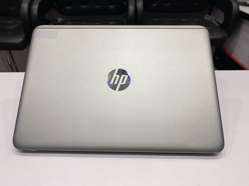 Hp Elitebook folio 1040g3 | Core i5-6th gen | 8/256 SSD 5