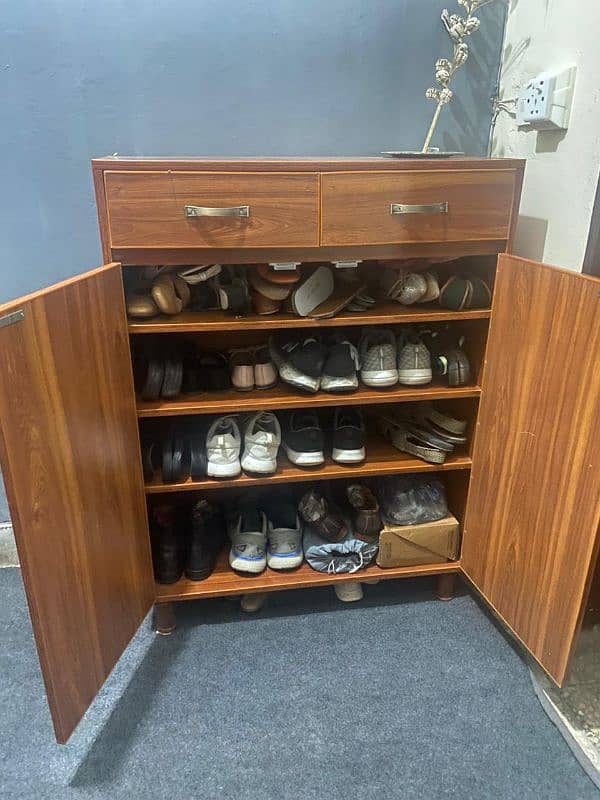 SHOES RACK FOR SALE 3