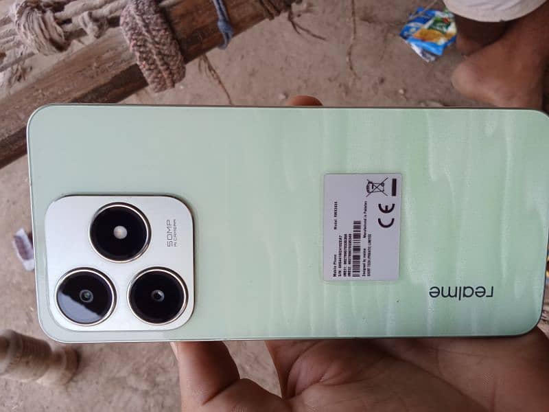 Realme C63 6/128 4